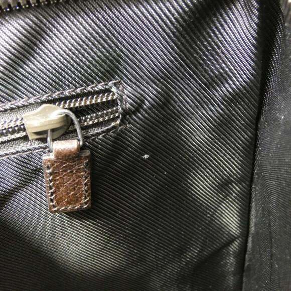 GUCCI Authentic Brown Shoulder Bag - Picture 10 of 10